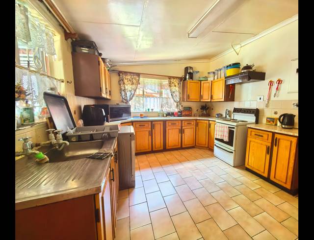 4 BEDROOM HOUSE FOR SALE IN SASOLBURG EXT 12